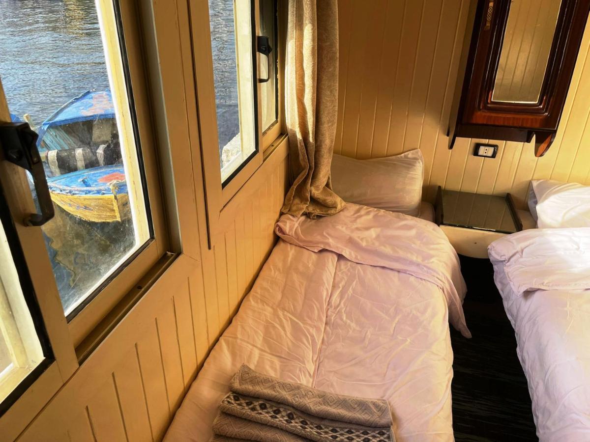 Floating Hotel- Happy Nile Boat Luxor Exterior photo