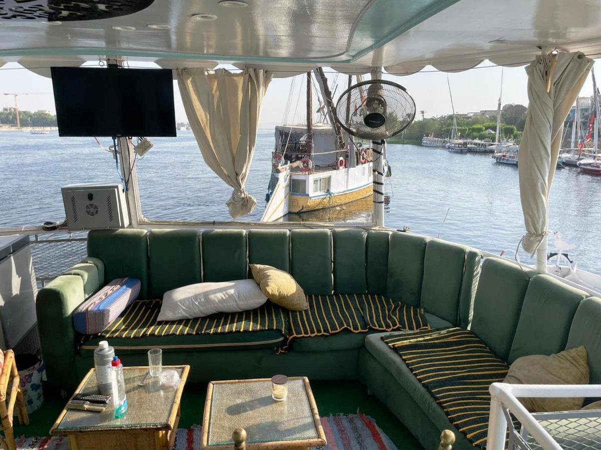Floating Hotel- Happy Nile Boat Luxor Exterior photo