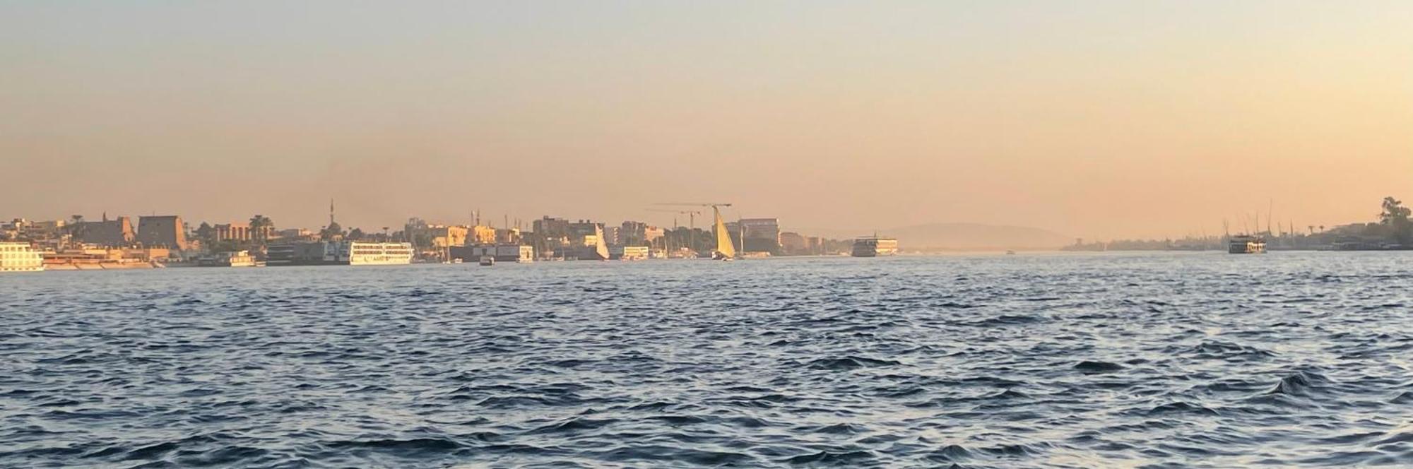 Floating Hotel- Happy Nile Boat Luxor Exterior photo
